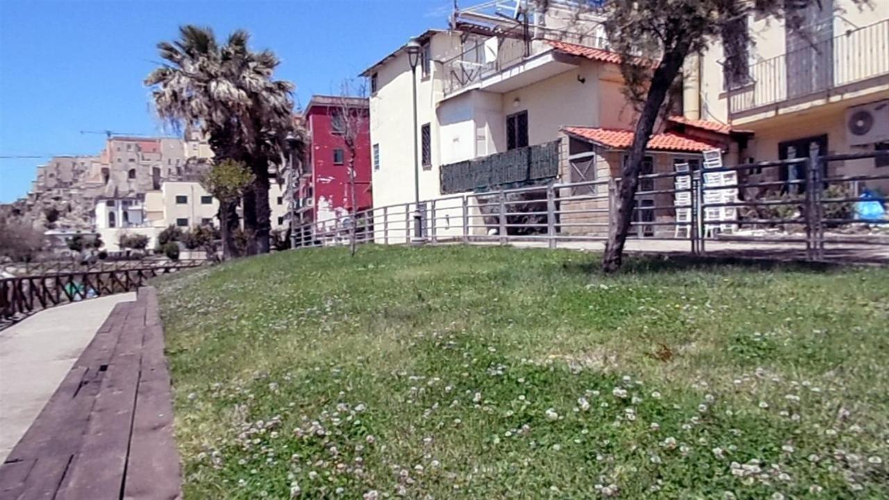 Ferienwohnung Valerio'S Flat Pozzuoli Exterior foto